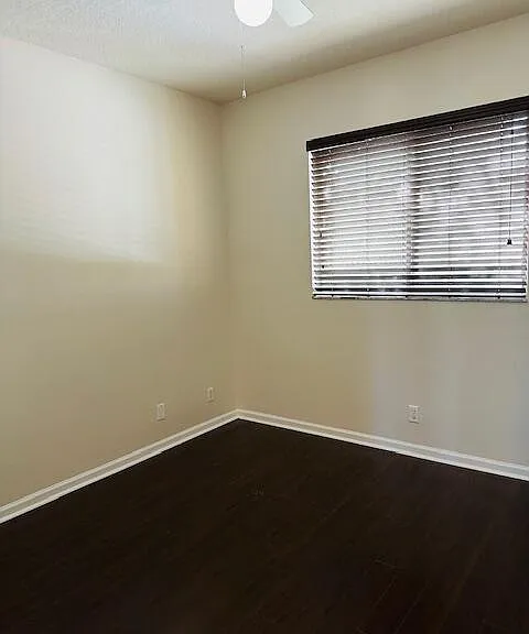 4390 Berkshire Wharf Dr — Photo 7