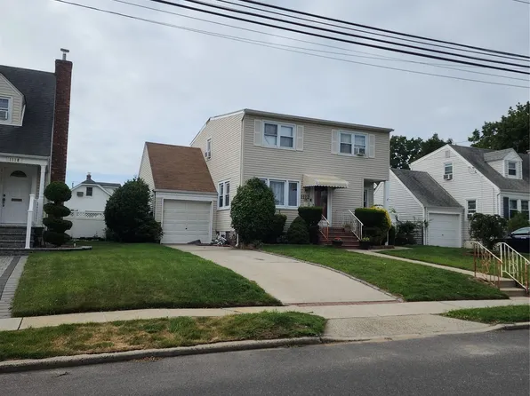 1112 Pacific Street, Baldwin Harbor, NY 11510