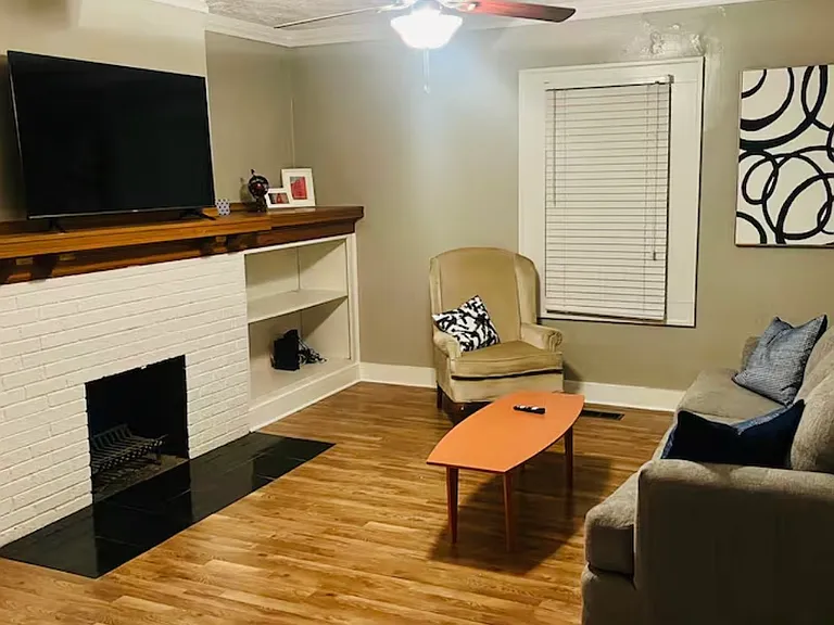 5131 Carrollton Ave — Photo 4