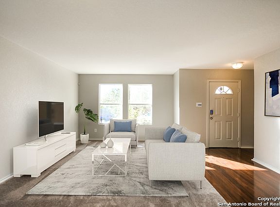 2nd image of 406 Redbud Trce