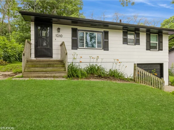 1210 Frazier Ave, Des Moines, IA 50315