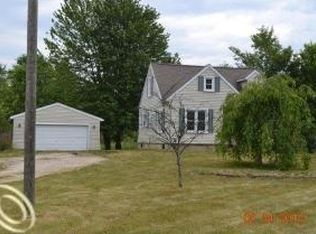 3216 Hogback Rd, Fowlerville, MI
