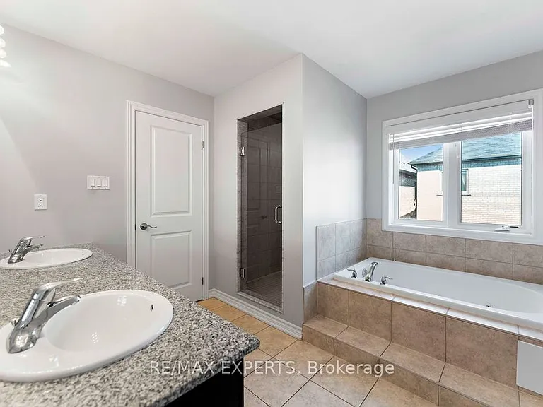 300 Remembrance Rd — Photo 27