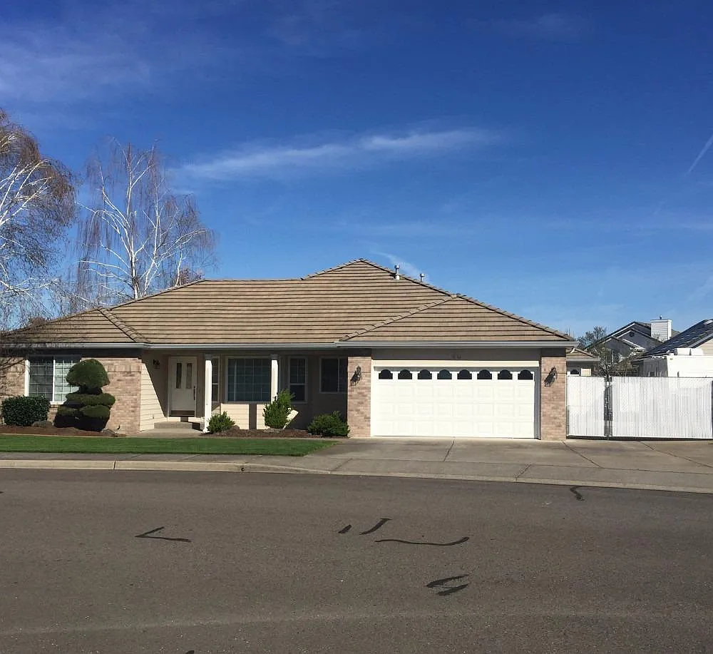 740 Annalee Dr photo 1