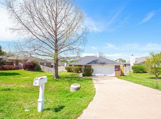 331 Leisure Ln, Montgomery, TX 77356