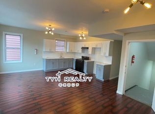 424 Jelliff Ave #1, Newark, NJ 07112