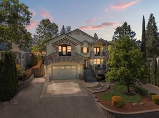 597 Pierce Rd, Medford, OR 97504