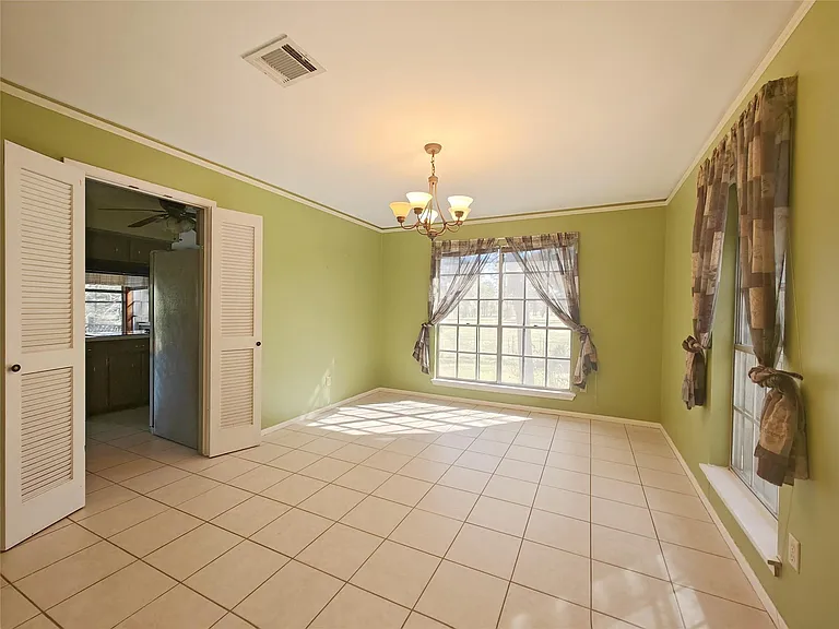 15606 Pinedell Dr — Photo 9