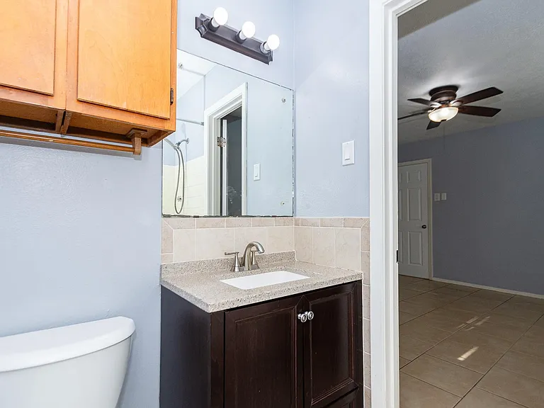 4210 Cork Ln — Photo 22