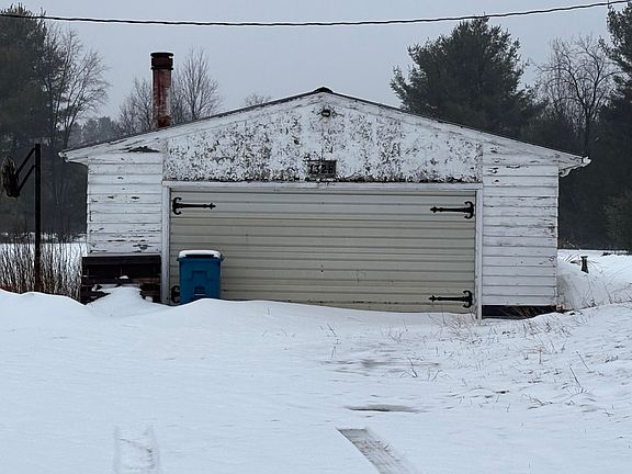 5th image of 1328 W Sugar Grove Rd