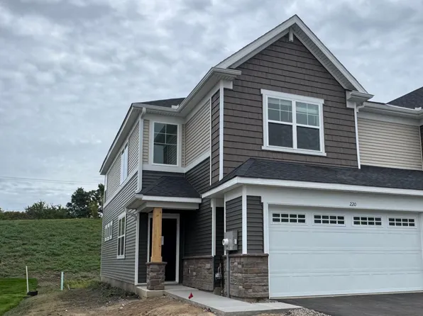 220 Huntington Dr, Waconia, MN 55387