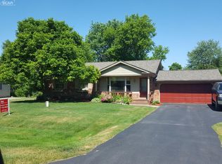 4486 Old Colony Dr, Flint, MI 48507