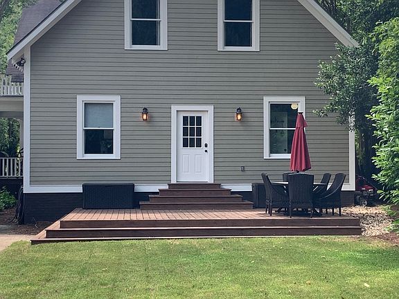4th image of 309 E College St