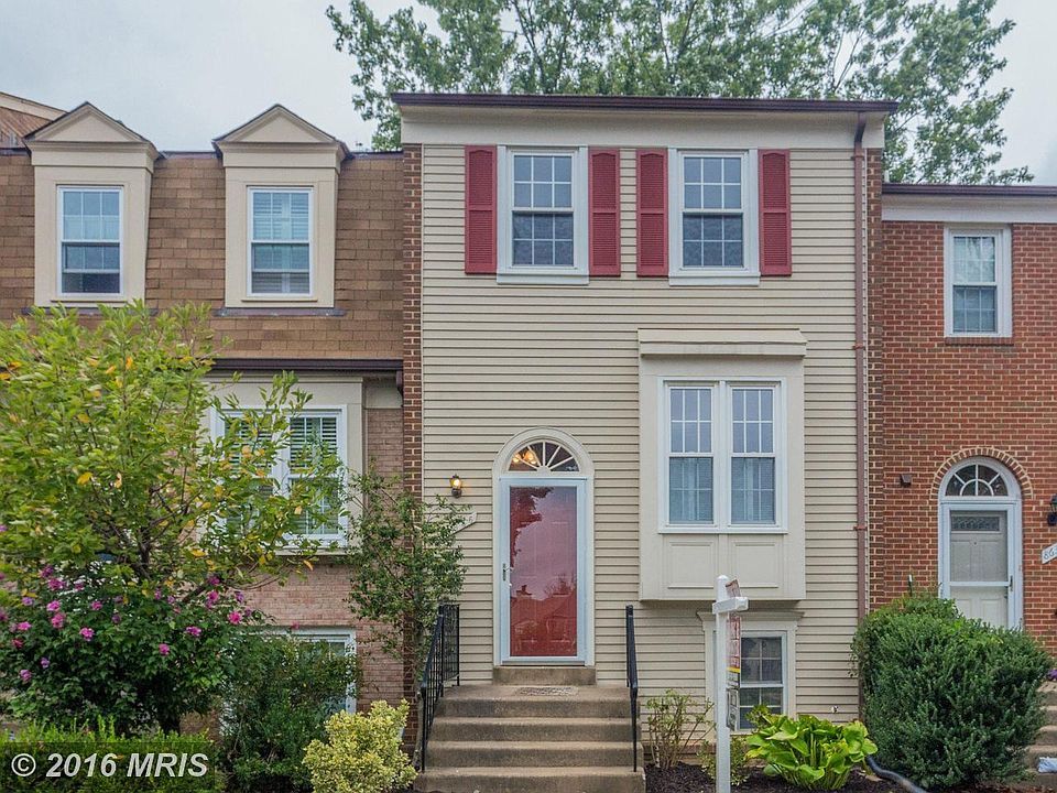 1st image of 8636 Dellway Ln