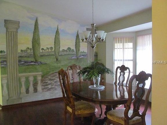 5th image of 10101 Southwood Ct