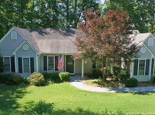 203 Westminster Dr, Pendleton, SC 29670