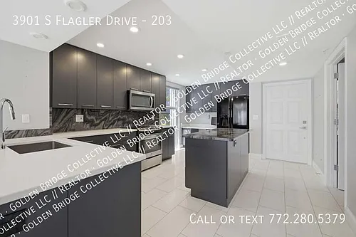 3901 S Flagler Dr Photo 1