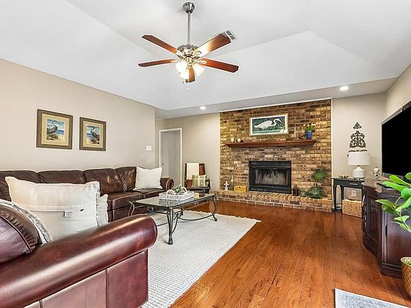 4th image of 133 Ormond Meadows Dr
