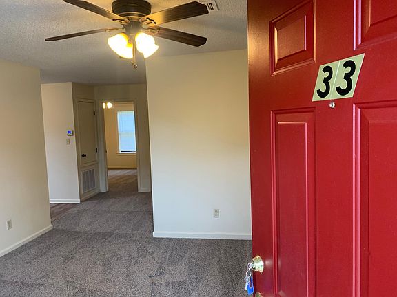 Ceiling fans and crown molding