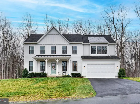 103 Black Hawk Dr, Stafford, VA 22554