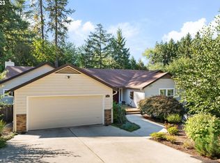 7434 SW Hunt Club Dr, Portland, OR 97223