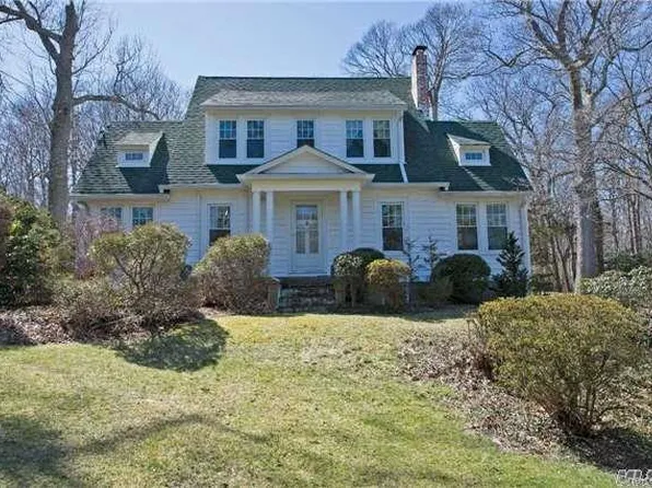 86 Cliff Rd, Port Jefferson, NY 11777