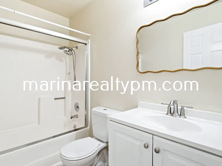 208 Buttercup Cir — Photo 29