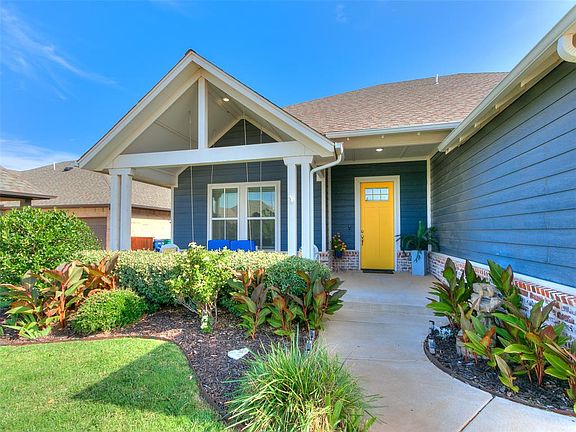 5th image of 8417 NW 132nd St