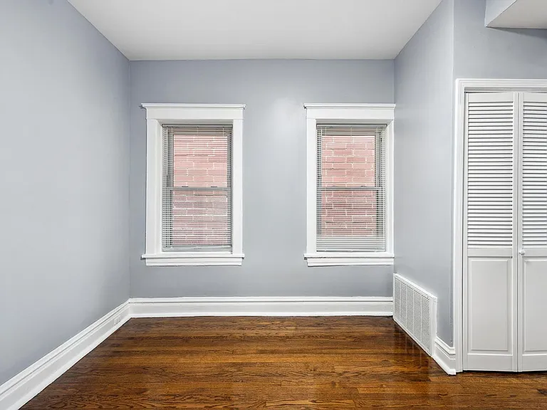 1341 N Ashland Ave — Photo 11