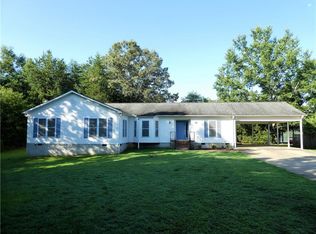 240 Madison Shores Dr, Westminster, SC 29693