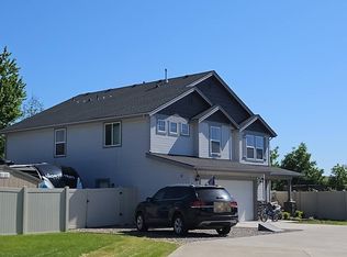 12220 W Hollowtree Ct, Star, ID 83669