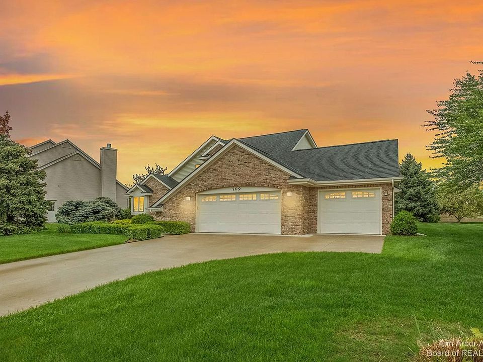 1st image of 709 Woodhill Dr