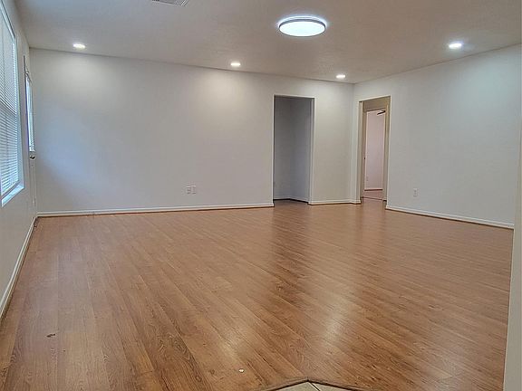 5th image of 20222 Ricewood Village Trl