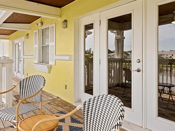 3rd image of 222 Pompano Dr SE APT F