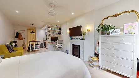 Rented by Bond New York