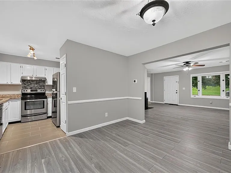 226 High Creek Dr — Photo 10