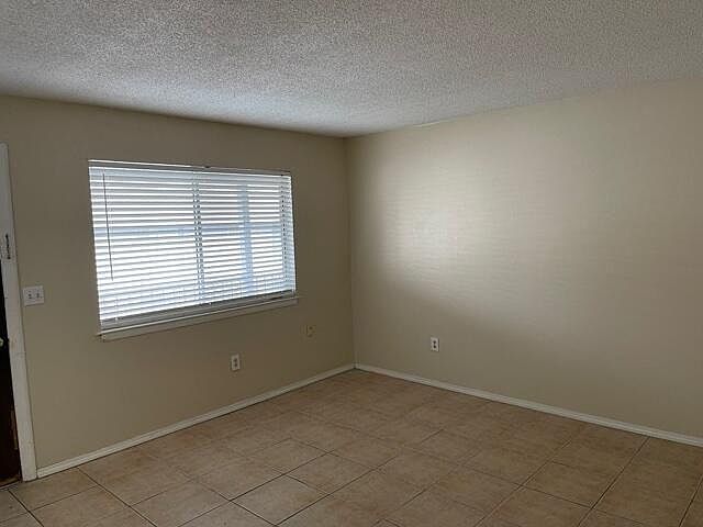 1st image of 201 College Blvd E Unit 34
