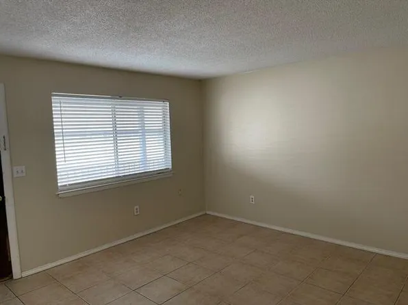 201 College Blvd E Unit 34, Niceville, FL 32578
