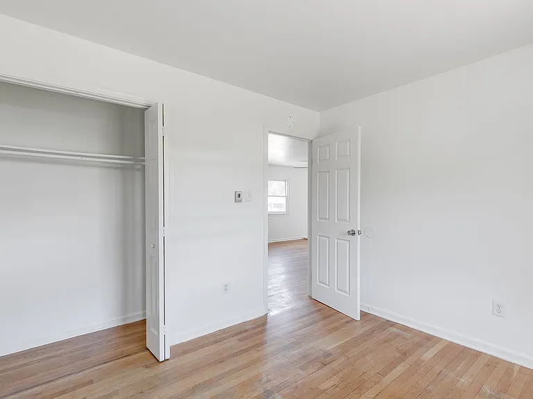 1606 Pollock St #B — Photo 11