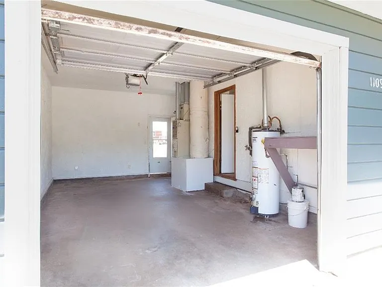 1109 Nowahy Ave — Photo 10