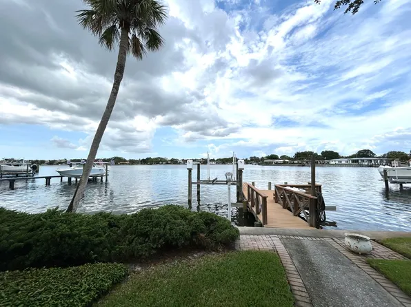 1015 31st Ter NE, Saint Petersburg, FL 33704