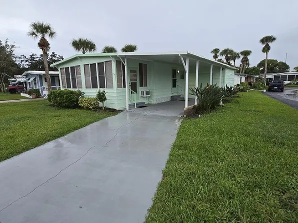 2 Rio Del Indio Dr, Edgewater, FL 32132