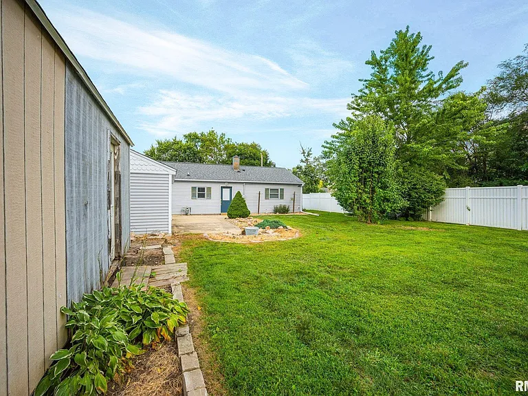 108 Radisson Rd — Photo 20