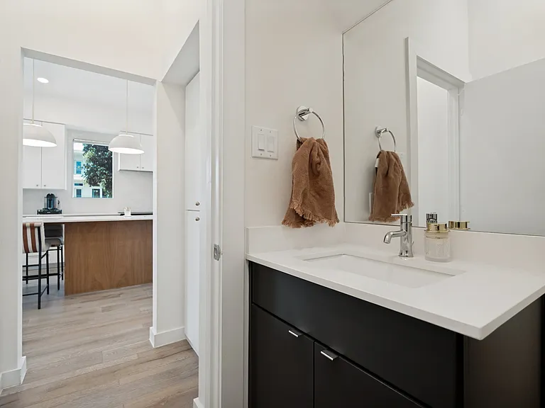 5018 Bryan St #201 — Photo 7