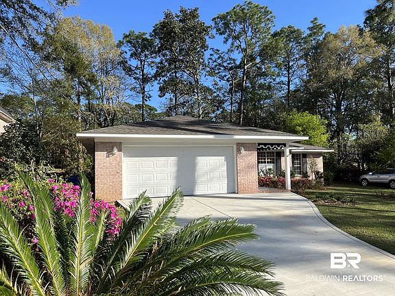 2nd image of 126 Broadmoor Dr