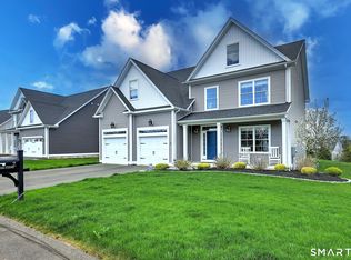 7 Luisa Court, Branford, CT 06405