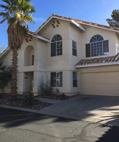 3711 W Redfield Ln — Photo 1