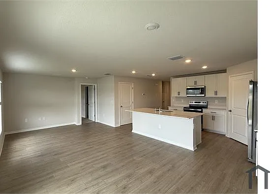 12431 Hopscotch Ave — Photo 12
