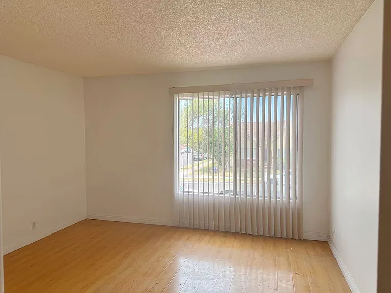 602 N Huntington Ave #1 — Photo 12