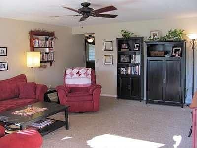 4th image of 1022 Hazel Ave